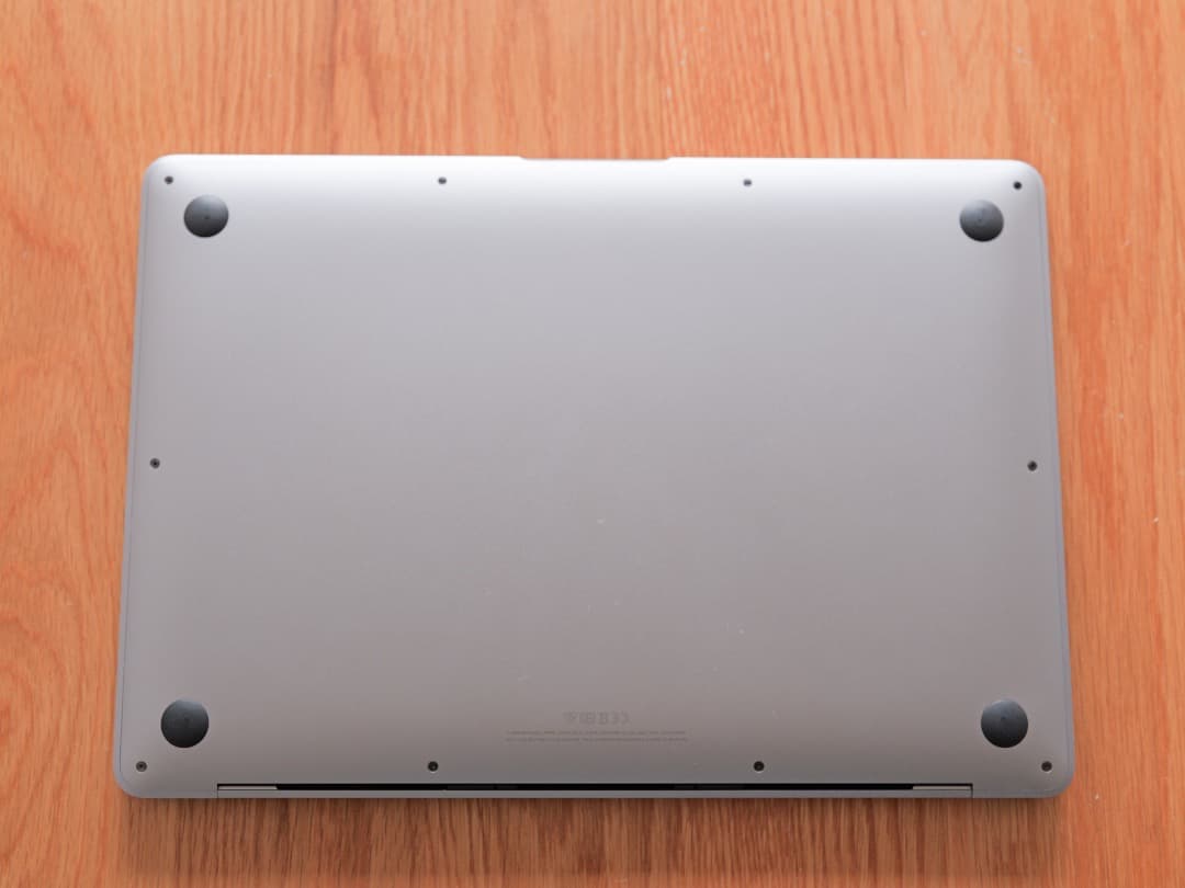 MacBook Air M1 本体