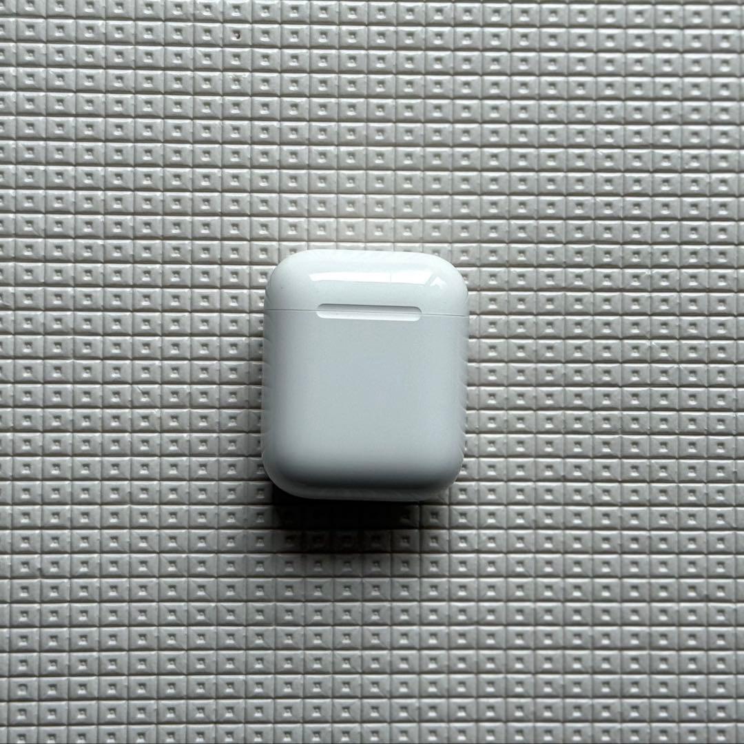 【純正品】Airpods 第2世代／外箱・付属品付き