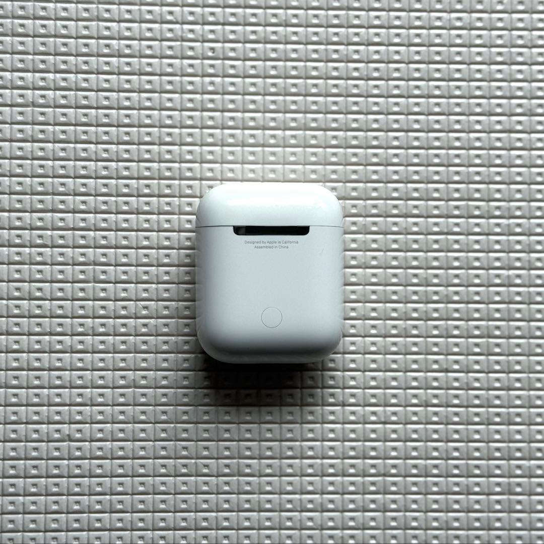 【純正品】Airpods 第2世代／外箱・付属品付き