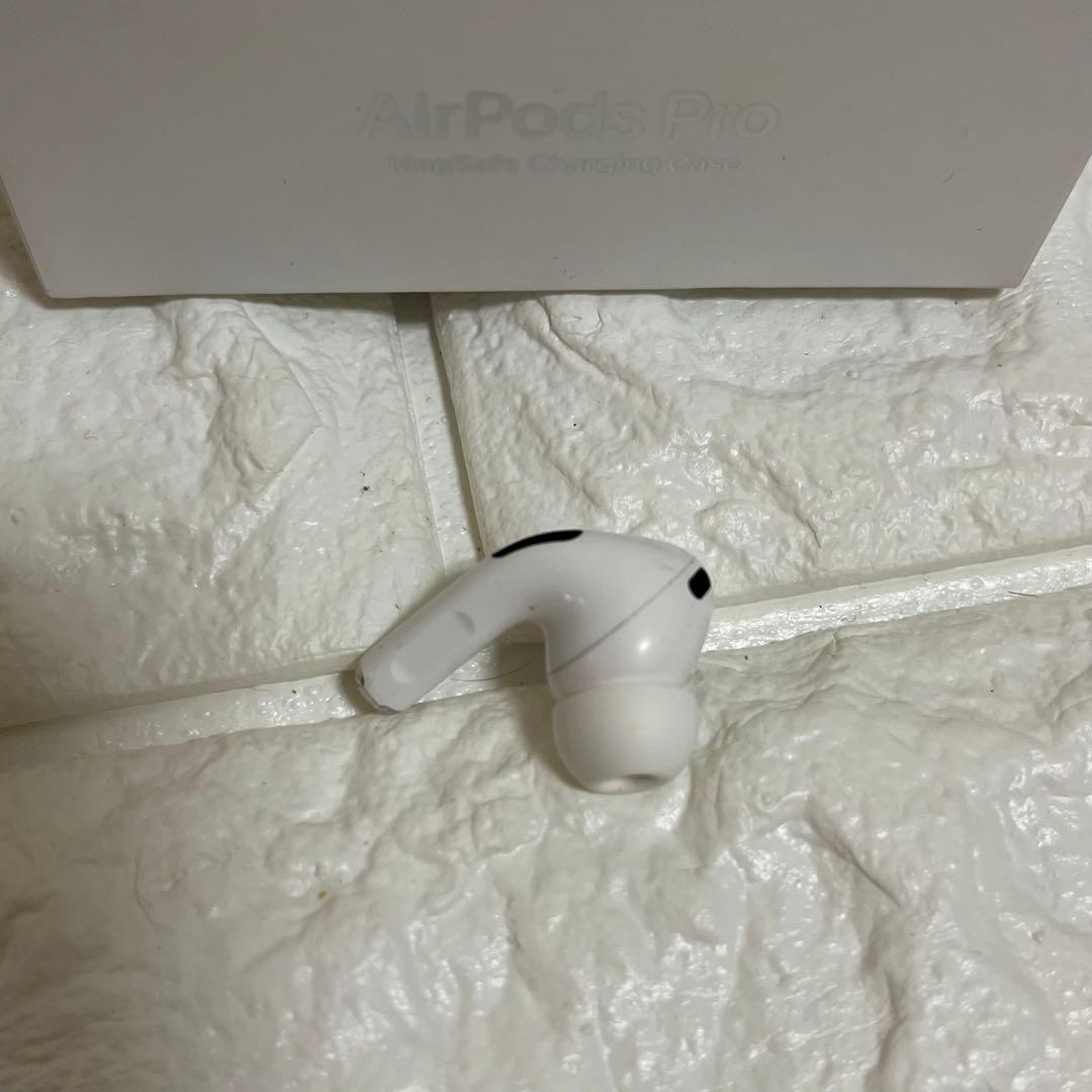 Airpods Pro 第2世代　右耳　USB-C MTJV3J A3047