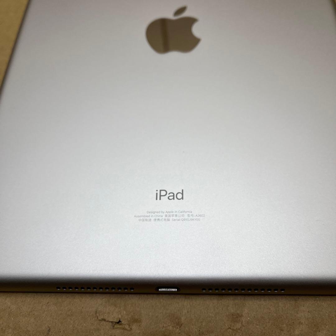 Apple iPad (第９世代) Wi-Fi 64GB シルバー