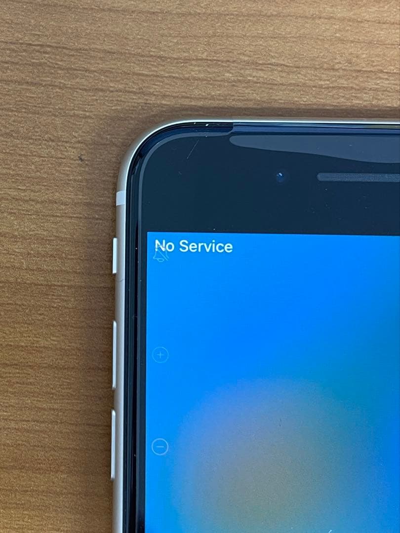 B*︎様 動作確認済み iPhone SE 第3世代 64GB ID H7920