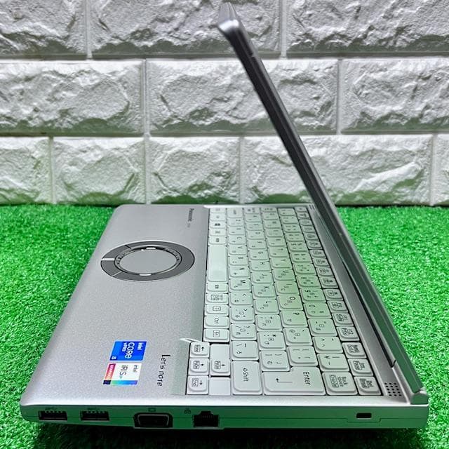 《2021》11世代Corei5！512GB！16GB！オフィス2024！SV1