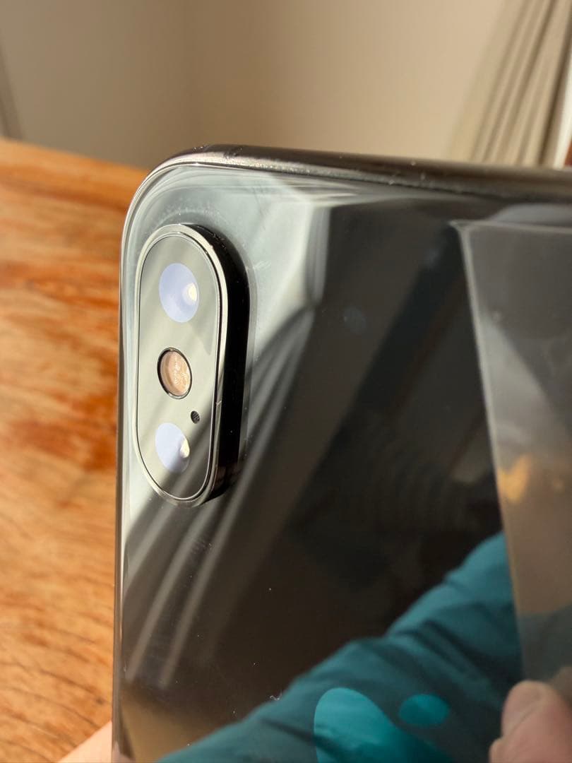 Apple iPhone XS 256GBスペースグレー 本体