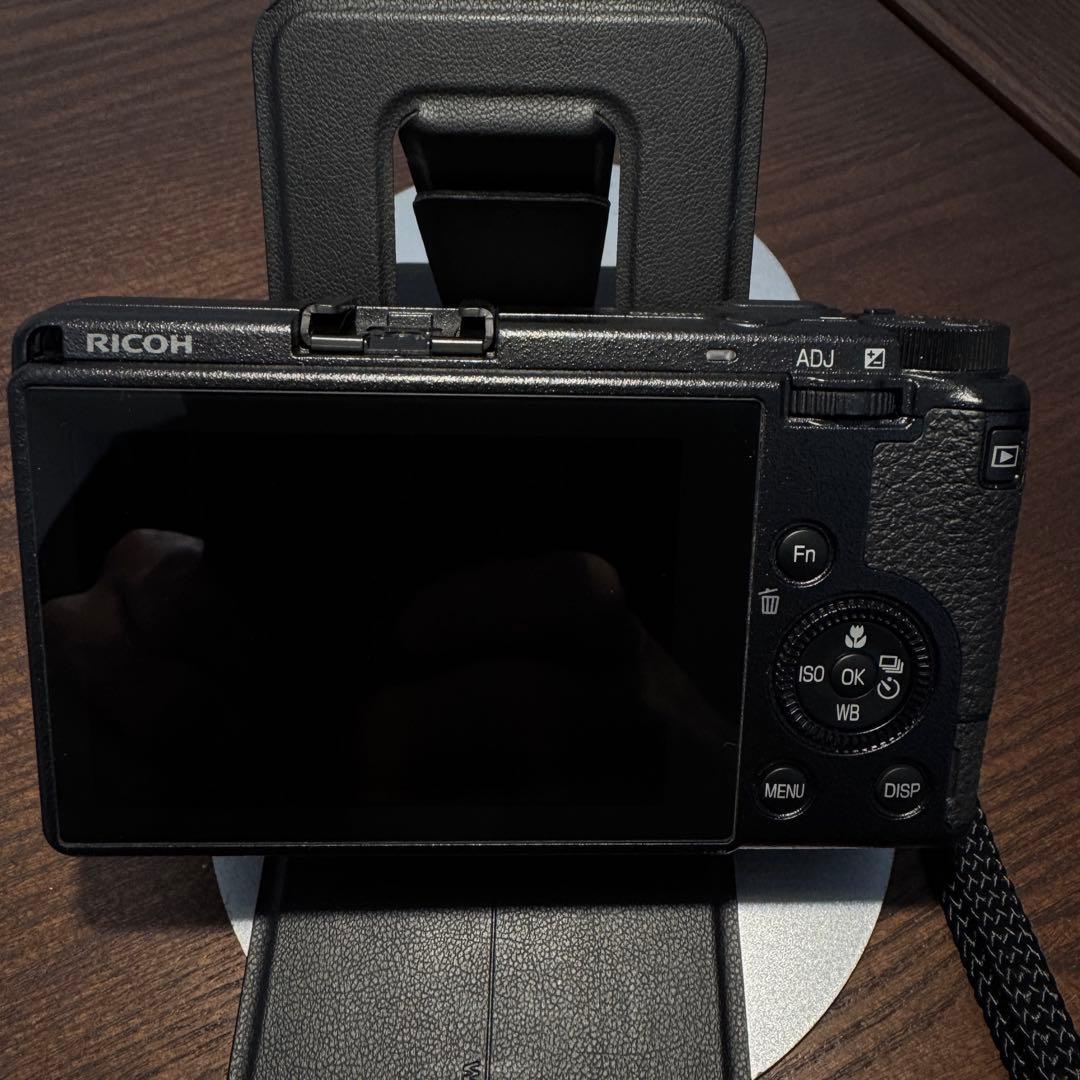 【美品・使用少】RICOH GR3