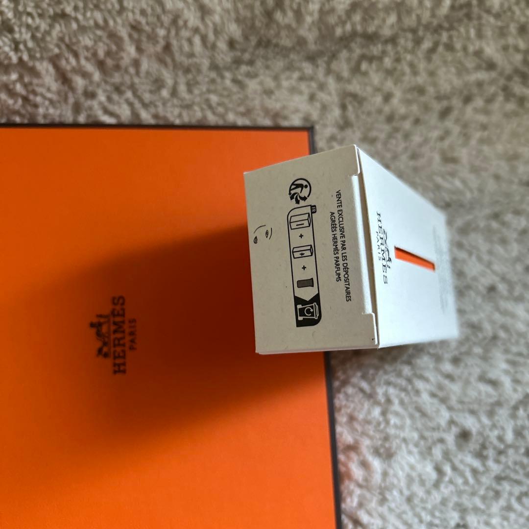 HERMES フェイスブラシ 専用ケース付