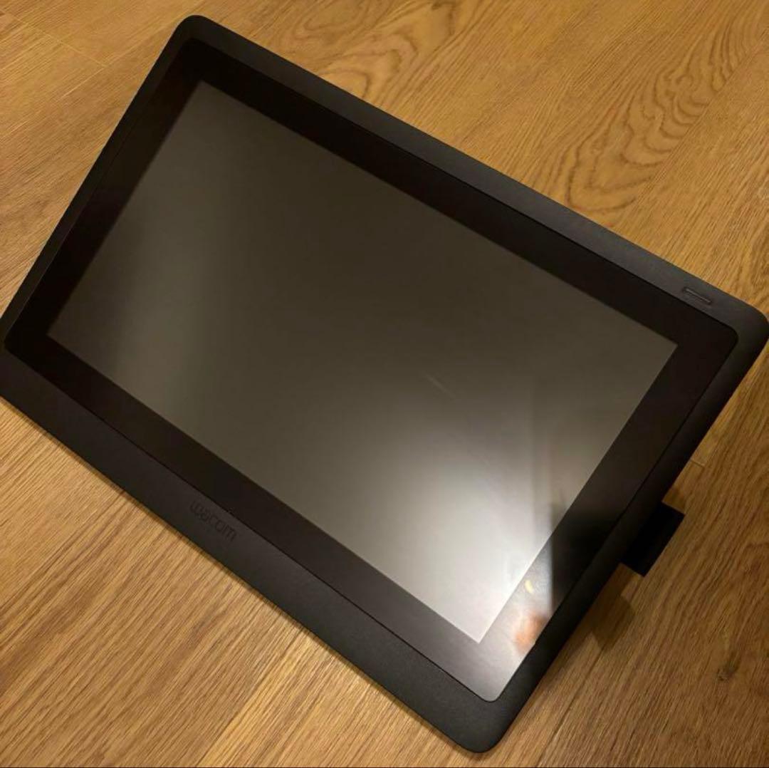Wacom Cintiq 16 DTK1660K0D 16 スタンド付き