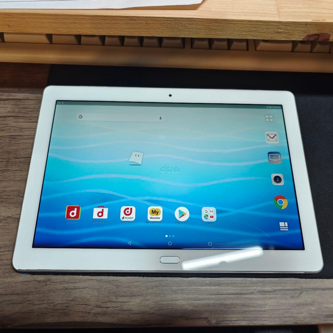 docomo dtab d-01K　バッテリー交換済み