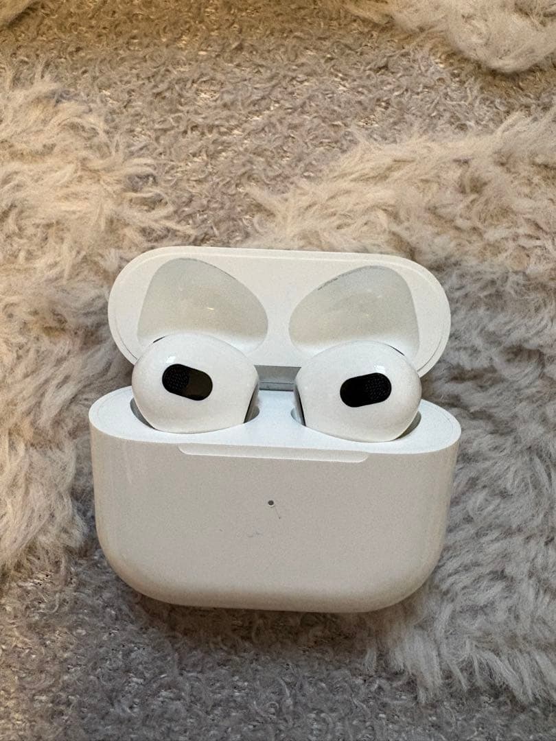 AirPods 第3世代 MagSafe充電ケース Apple 正規品 箱あり