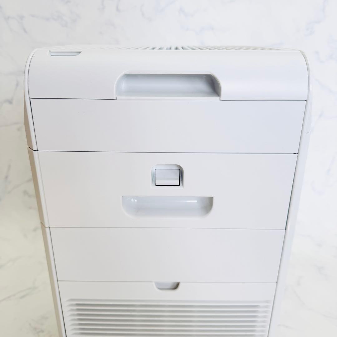 ☆美品☆ ダイキン　ストリーマ空気清浄機　ホワイト　ACM55U 2019年製