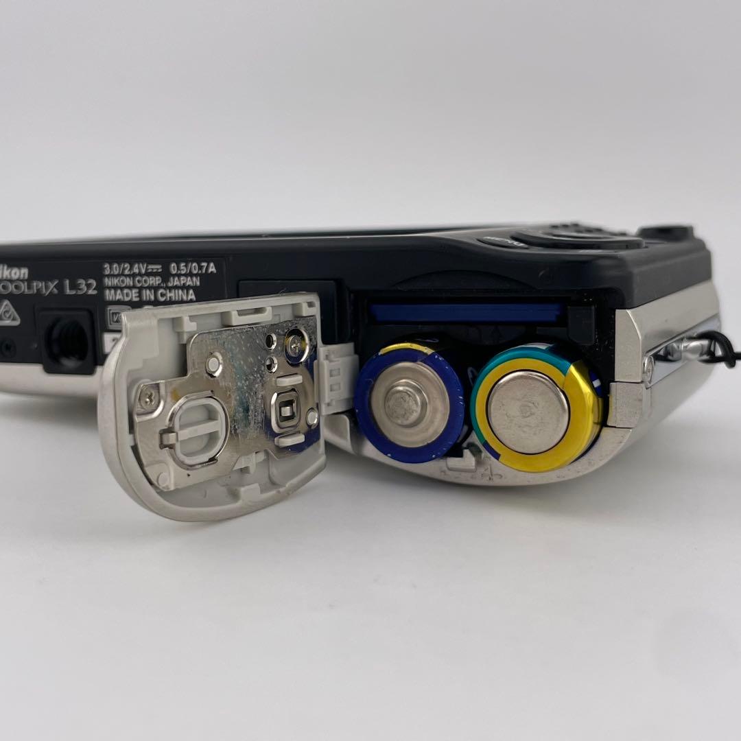 実写美⭕️良品【動作確認済】 Nikon COOLPIX L32 シルバー
