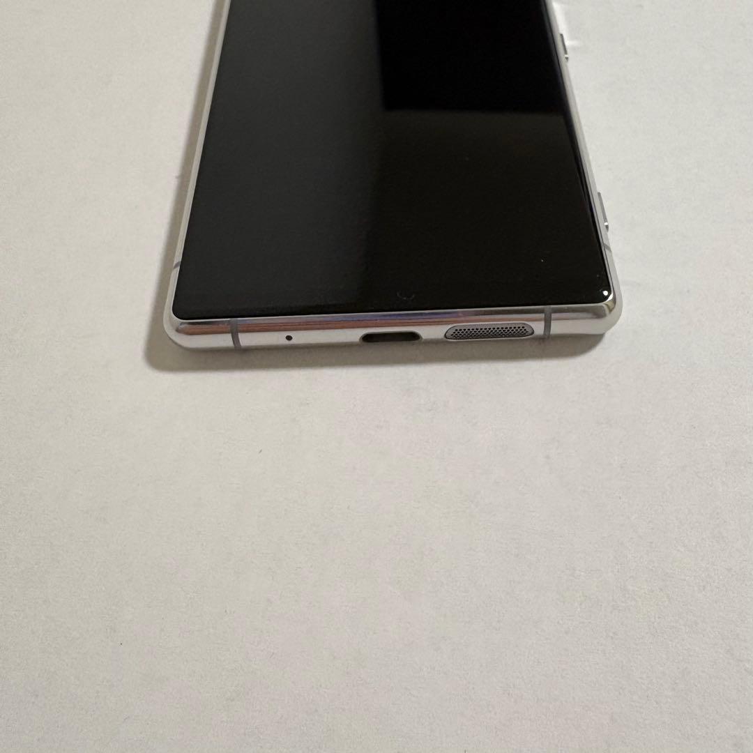SONY Xperia シルバー 本体