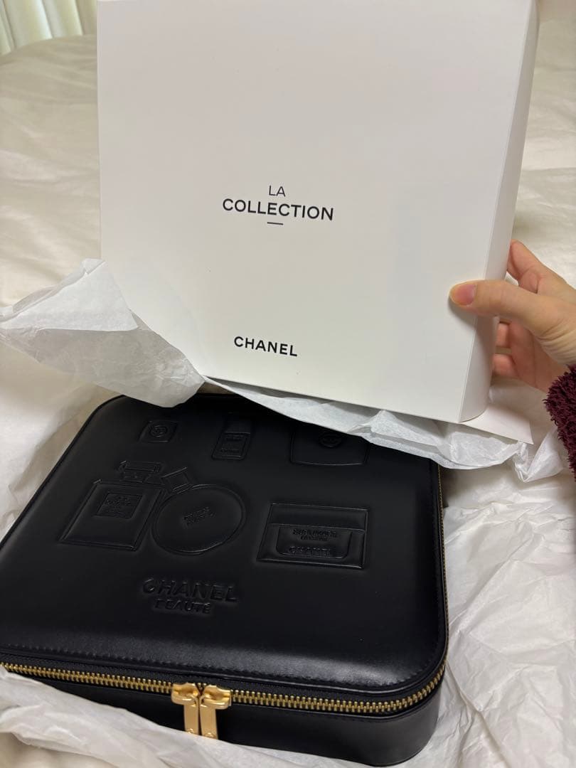 CHANEL 化粧品など収納ケース