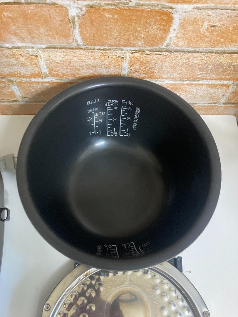 ★美品★ZOJIRUSHI NP-V110 IH炊飯ジャー 2020年製1.0L