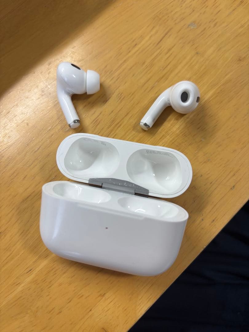Apple AirPods本体 pro1