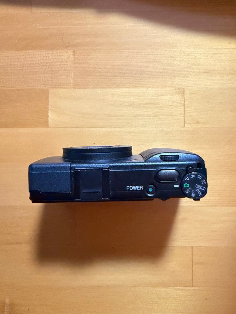 GR DIGITAL III（SD・充電付属品完備）