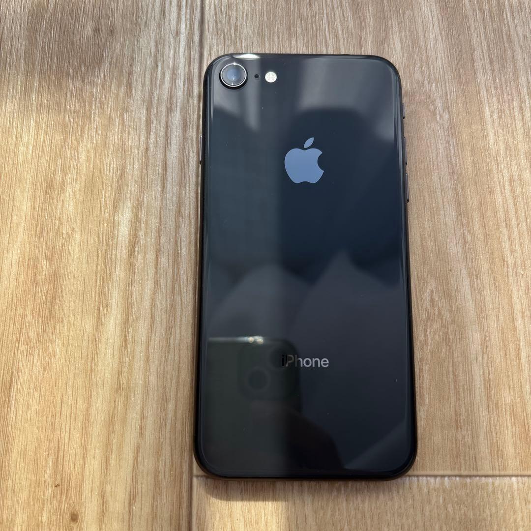 iPhone8 スペースグレイ