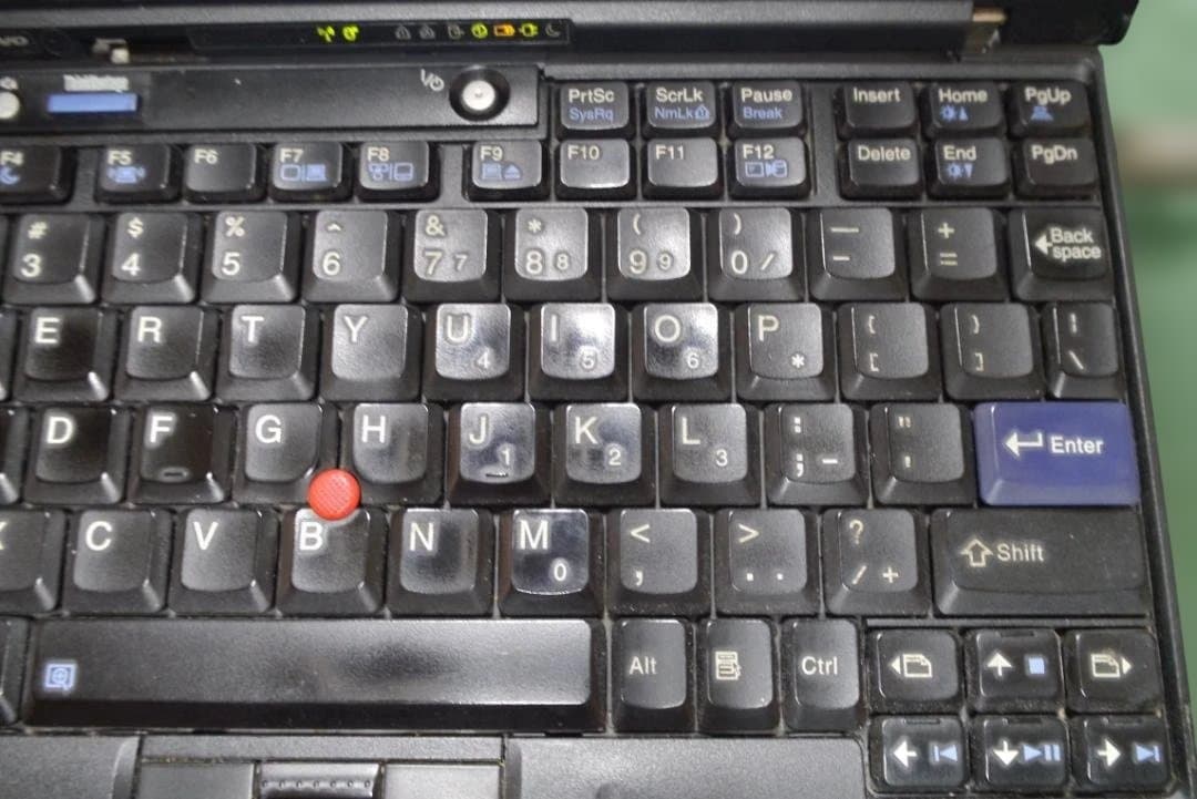 N*E様 Lenovo ThinkPad X61s 【ジャンク】