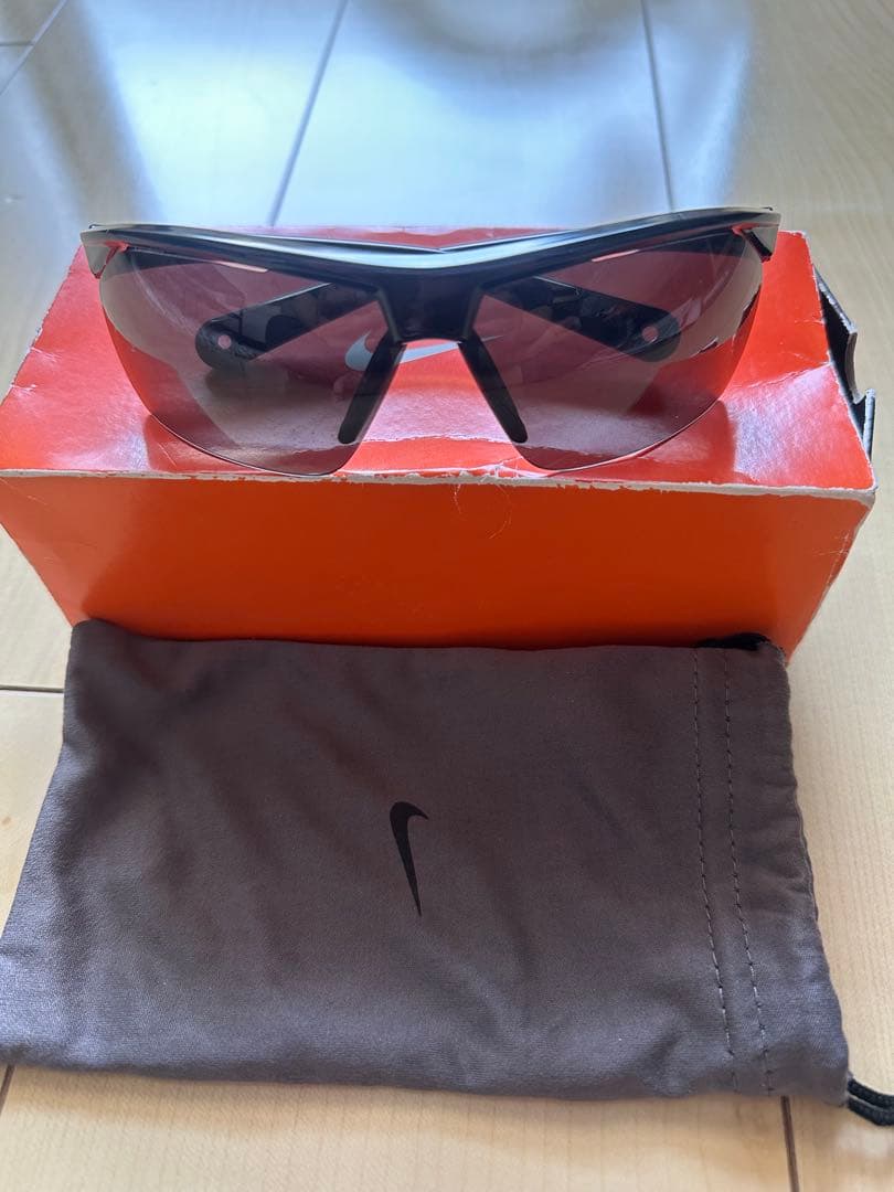 Nike Vision スポーツメガネ ブラックフレーム