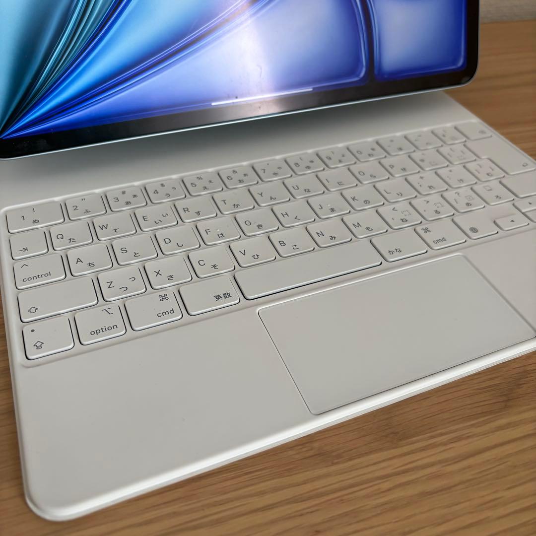 iPad Air M2 13インチ/ Magic Keyboard/ ケース付き