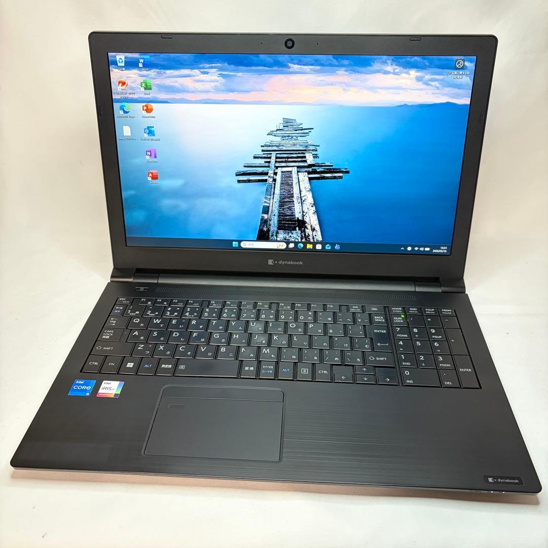 準美品 dynabook B55 11世代 i5 16GB 15.6型 フルHD