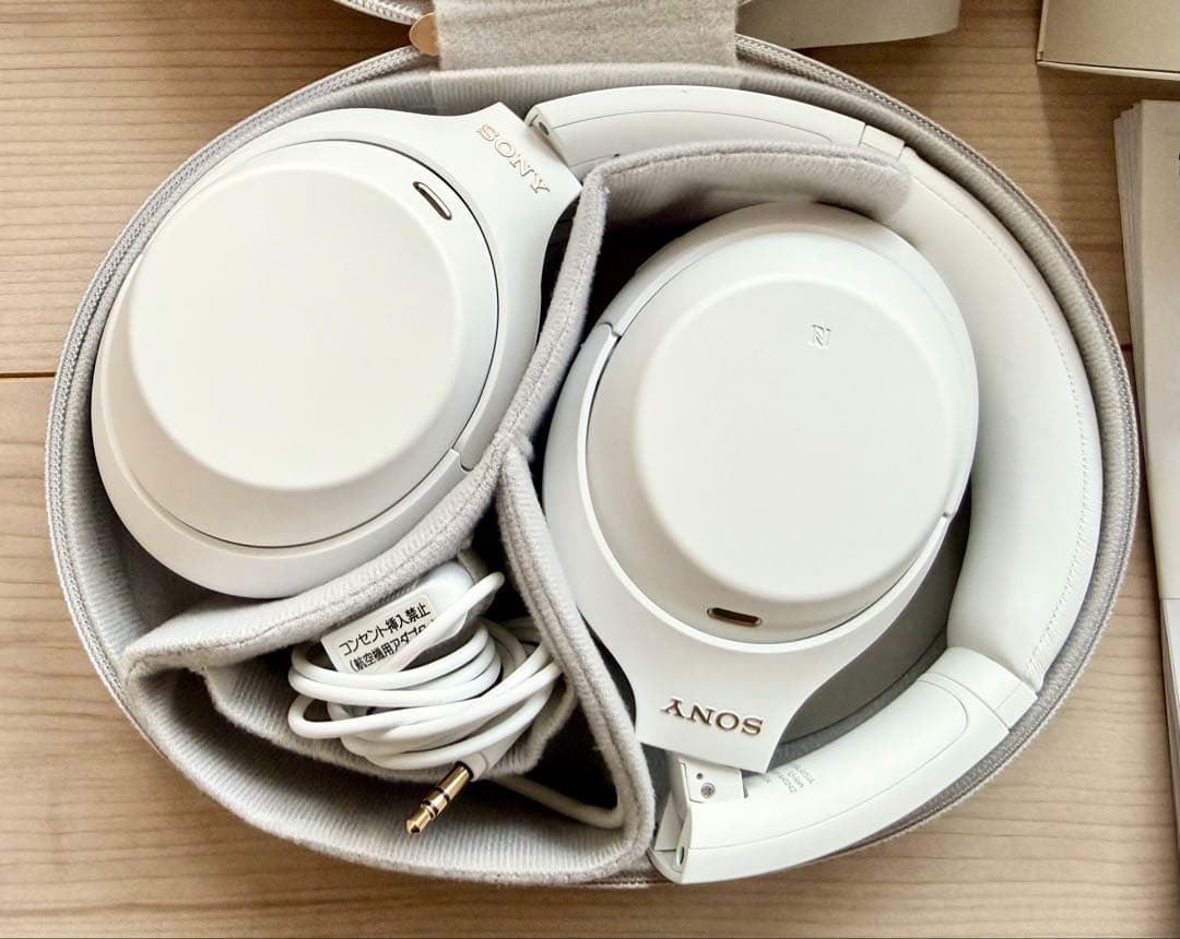 SONYソニー　WH-1000XM4 コラボレーションカラー 美品