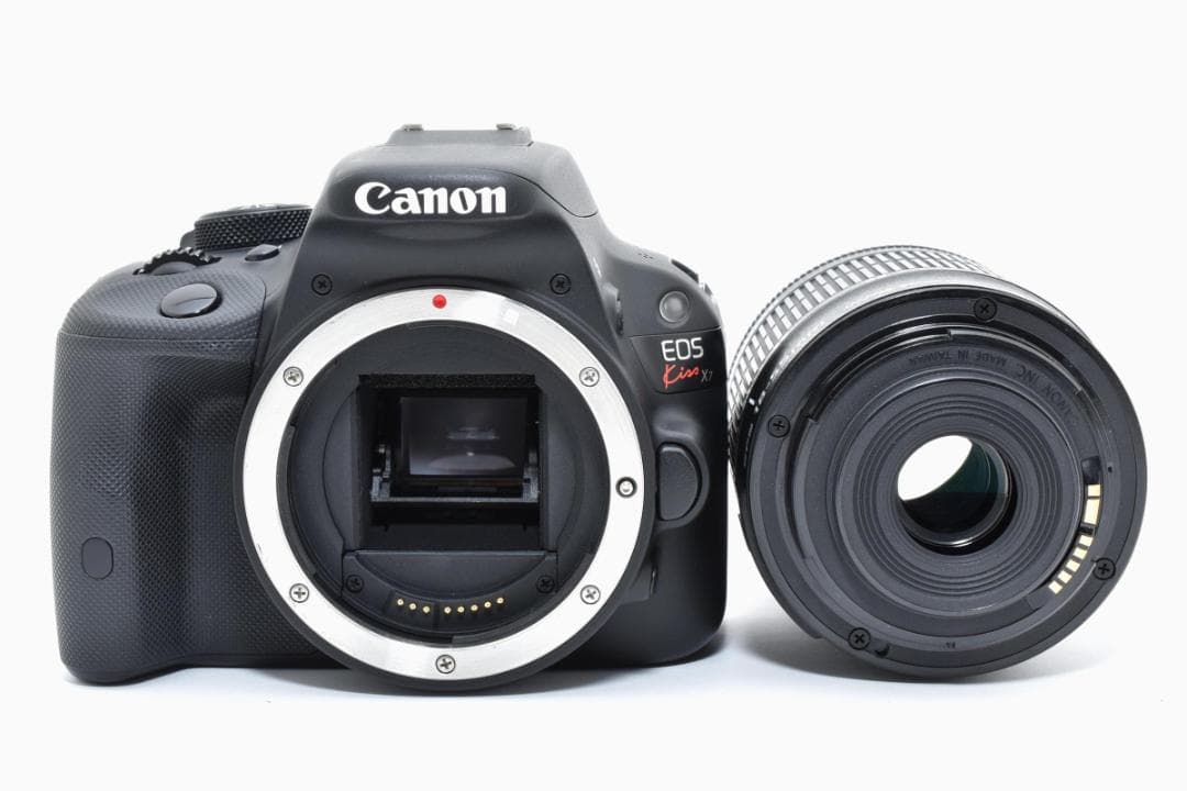 【極美品】Canon Kiss X7 レンズセット★ショット数極少6761回★