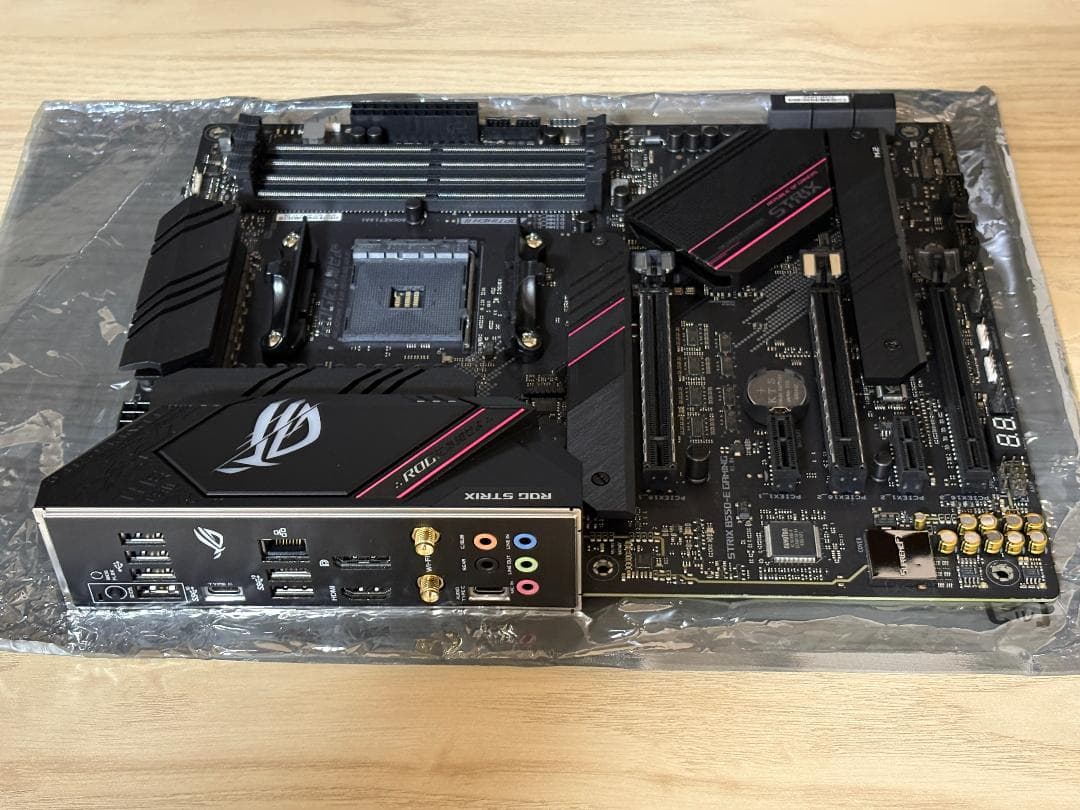 ASUS ROG STRIX B550-E GAMING（本体のみ）