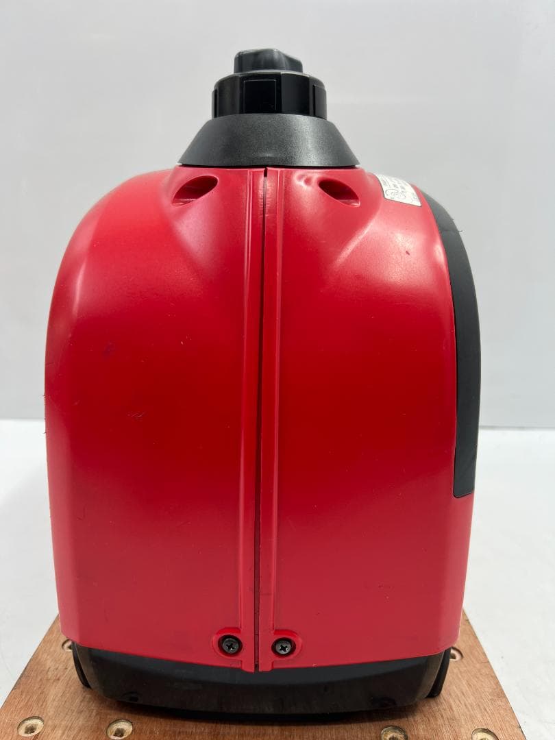 shindaiwa iEG900M インバーター発電機 0.9 kVA 8222