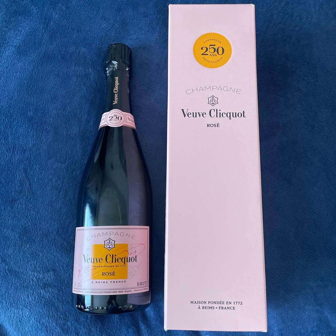 Veuve Clicquot ロゼ 750ml 箱あり