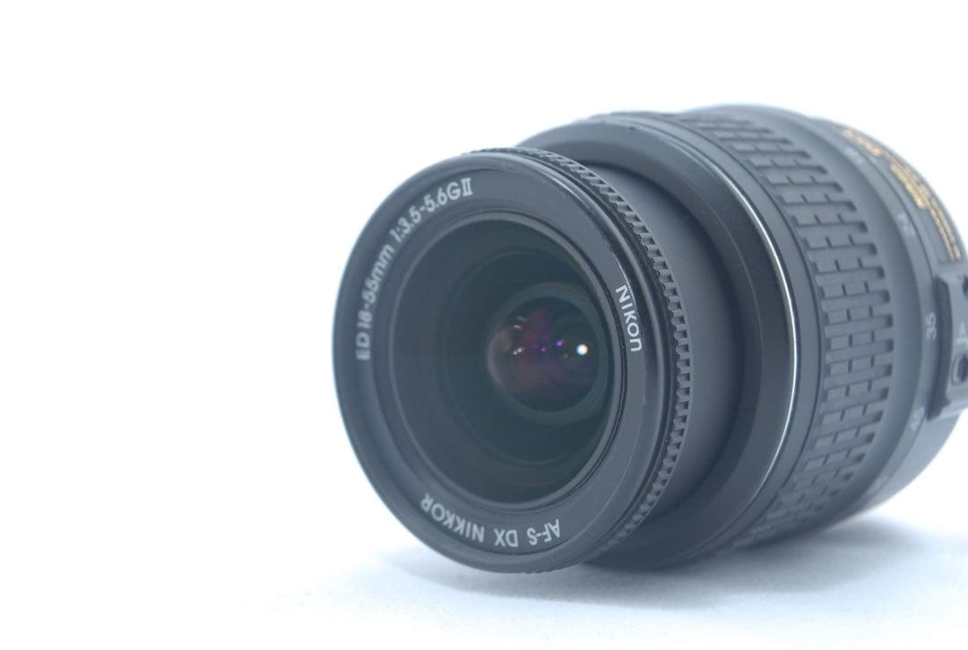 Nikon D5000 レンズキット 18-55mm 一眼レフ 初心者おすすめ