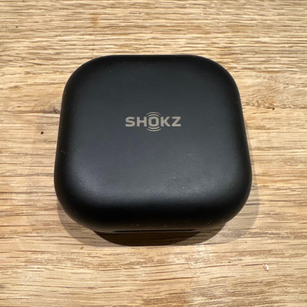 SHOKZ ワイヤレスイヤホン ブラック 充電ケース付き OpenFit