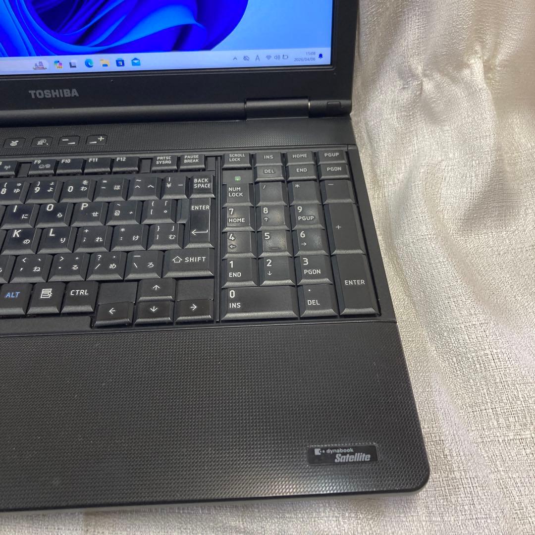 dynabook Win11.HDD500GB office2021.テンキー✖️
