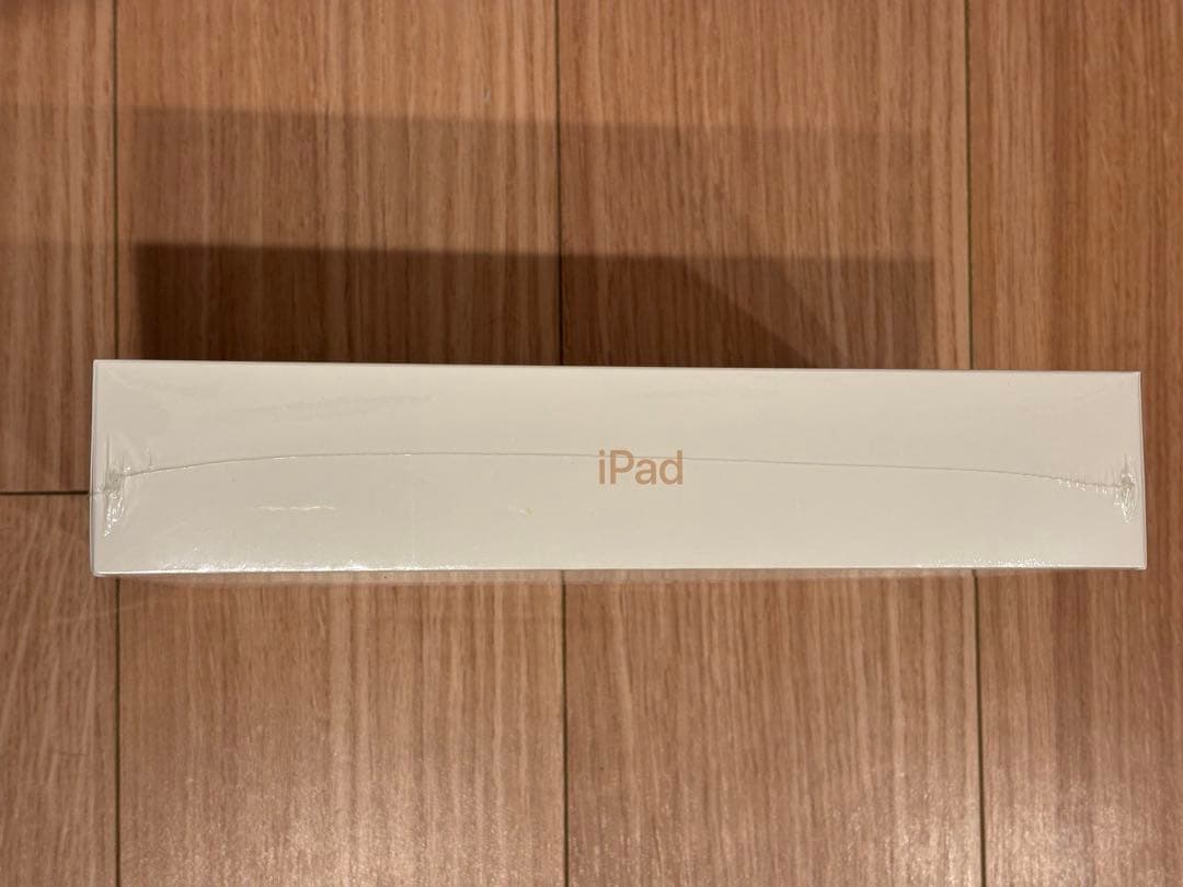 【新品・未開封】Apple iPad 第6世代　GOLD