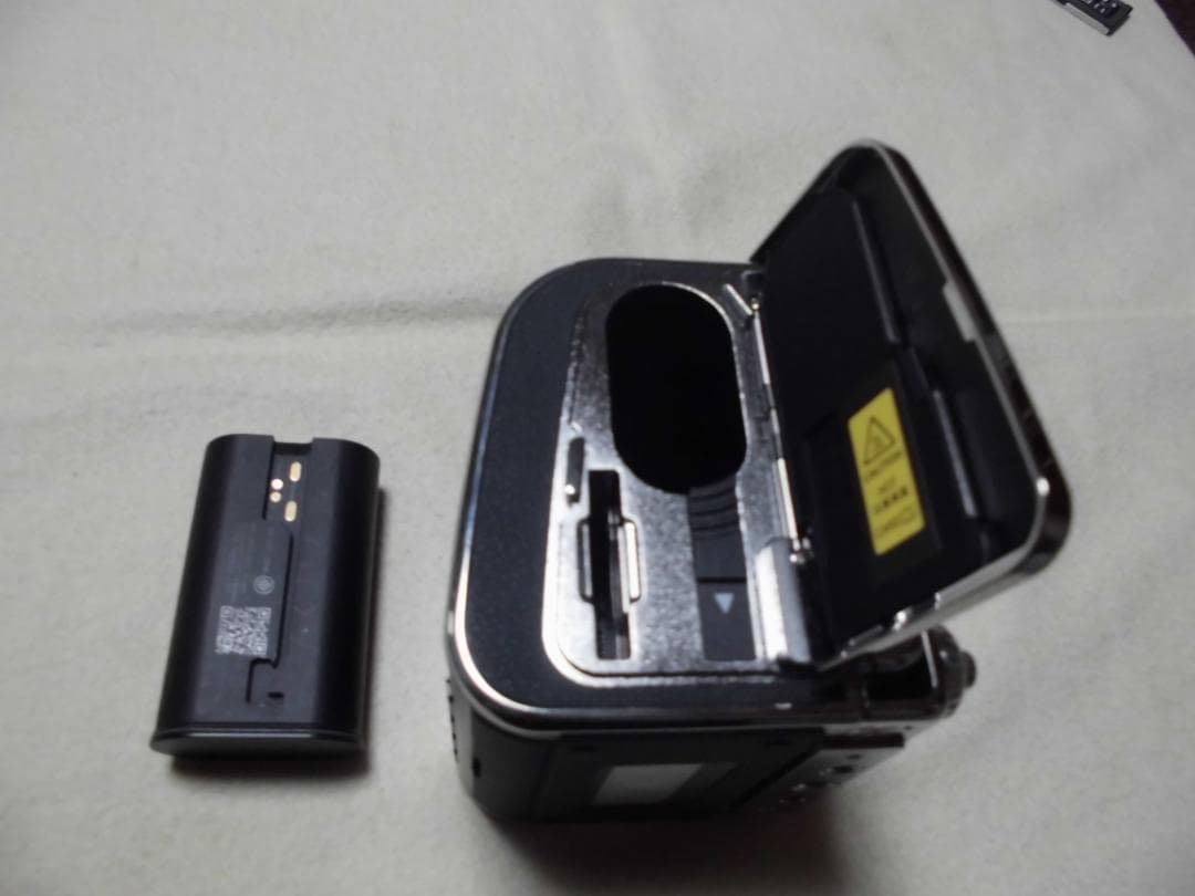 超美品 HASSELBLAD 907X CFV100C 中判カメラ 元箱