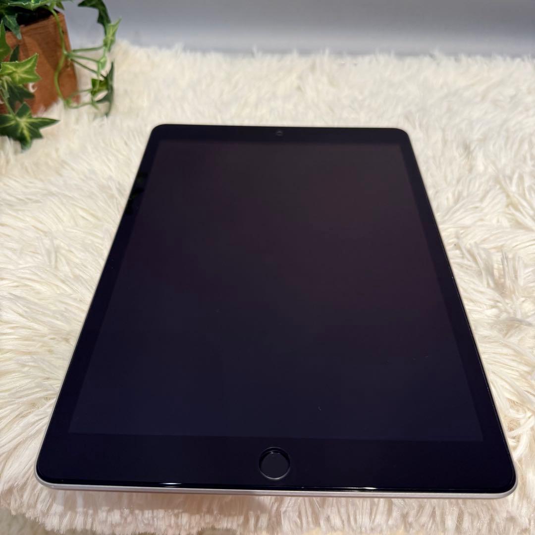 【極美品】電池新品級 iPad9第9世代64GB WIFIモデル