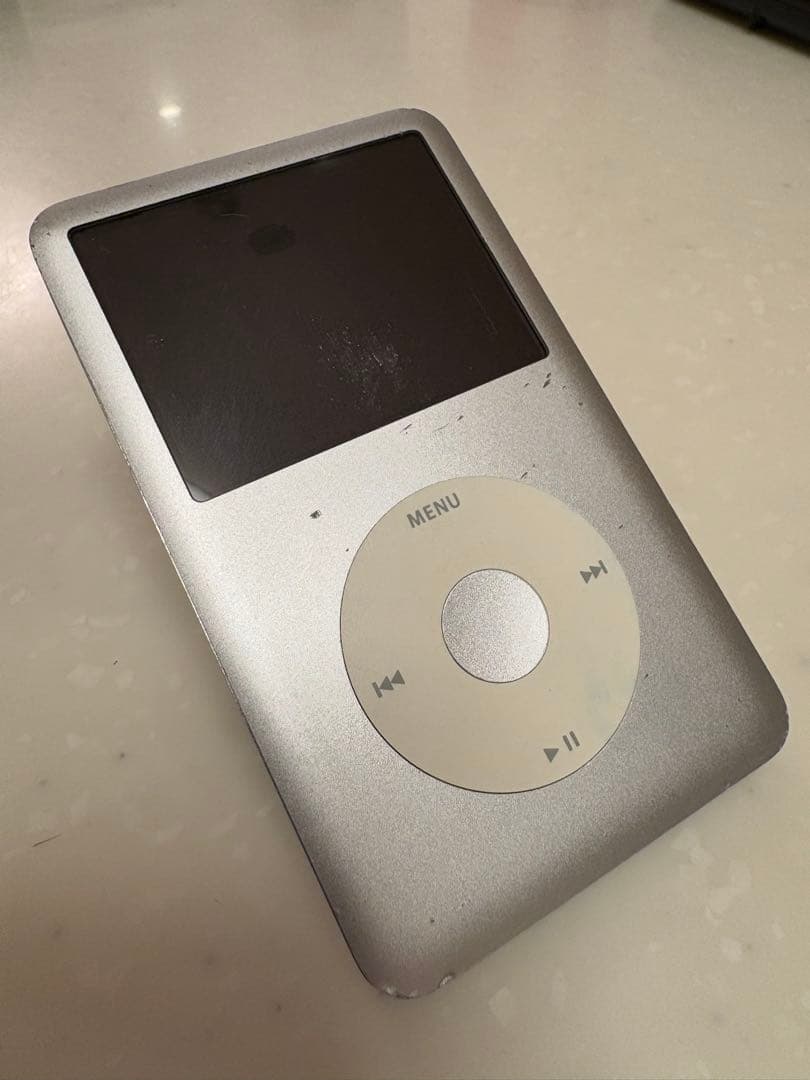 iPod Classic 80GB シルバー　ジャンク品