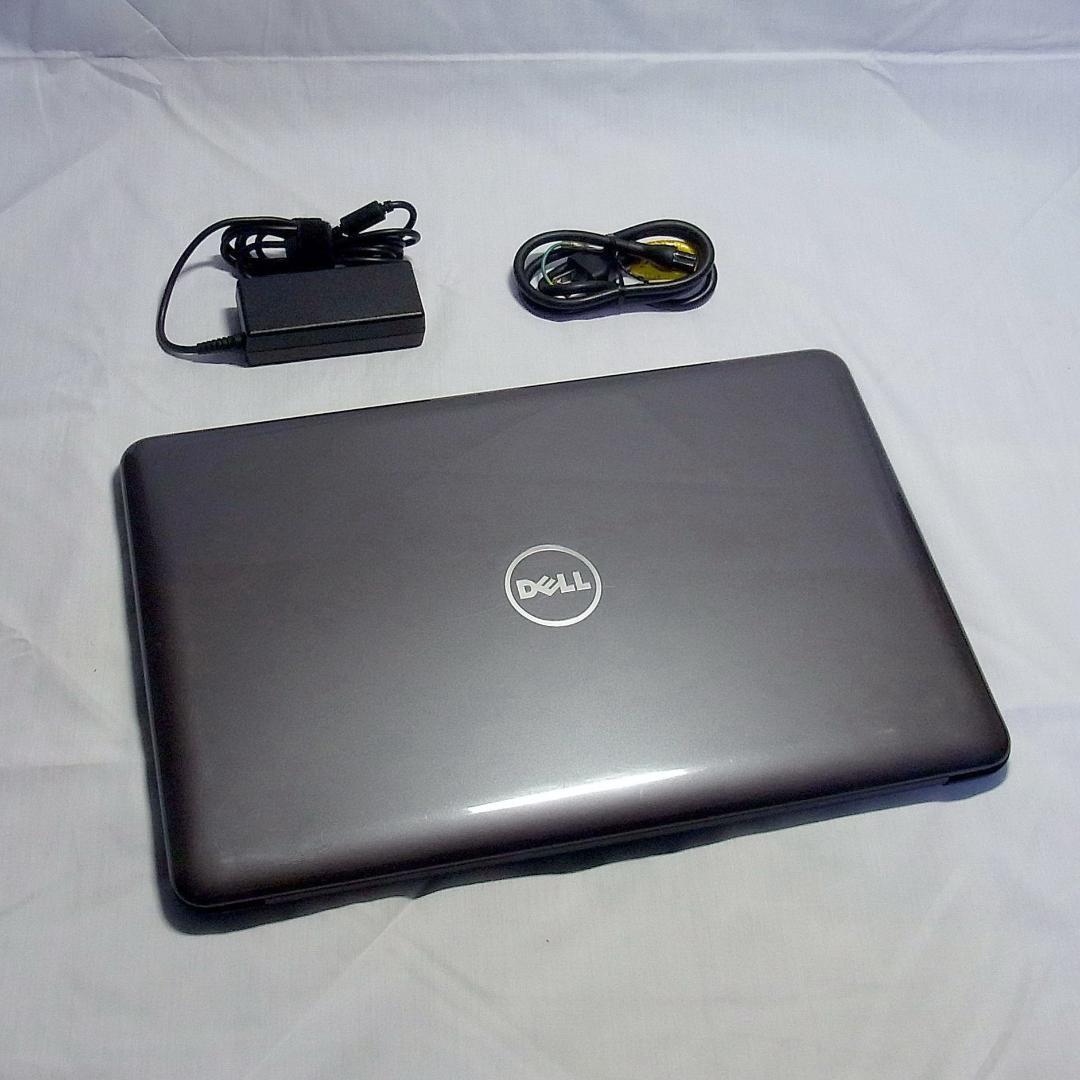 17型デルノートパソコン／第7世代／i7／SSD／オフィス／Windows11