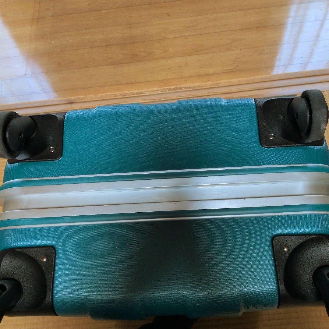 LサイズAeroLight エメラルドグリーン　 ハードシェル キャリーケース