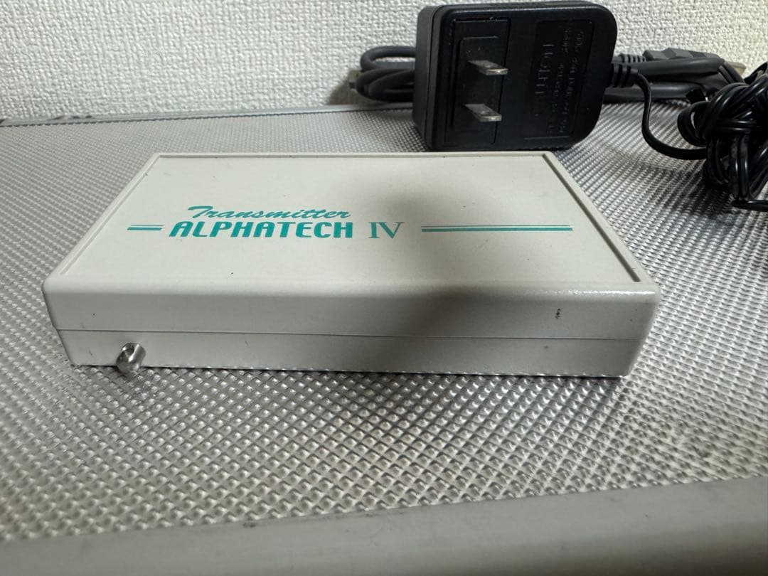 脳波測定器　アルファテック4（alphatec IV)
