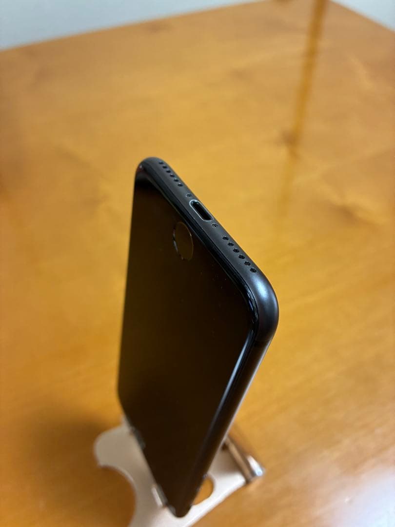 iPhone8 バッテリー82%