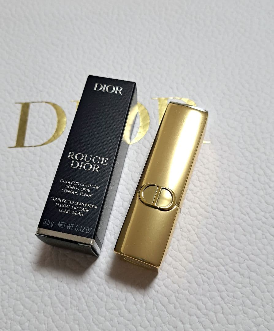 Dior 374 ロイヤルコーラルサテン ルージュディオール クリスマス限定