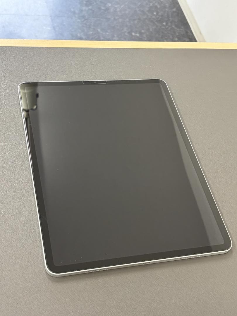 【訳あり品】iPad Pro 12.9インチ（第5世代）256GB Wi-Fi