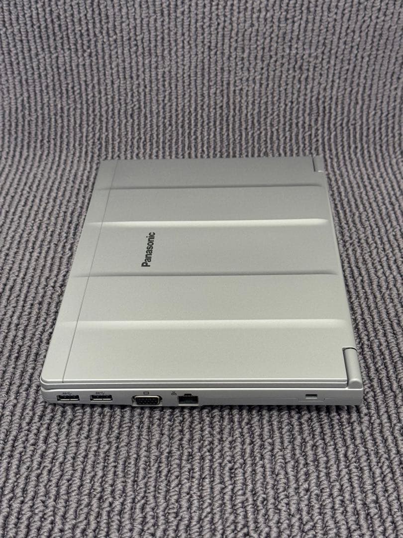 【美品】わずか3200時間稼働1TBSSD換装CF-SV1RFLVS LTE付き