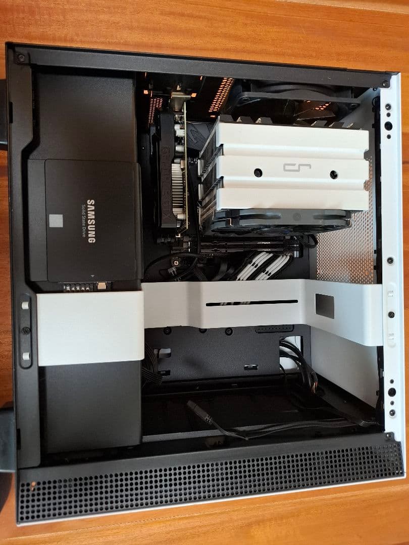 Intel Core i7-10700, GTX 1650, デスクトップPC