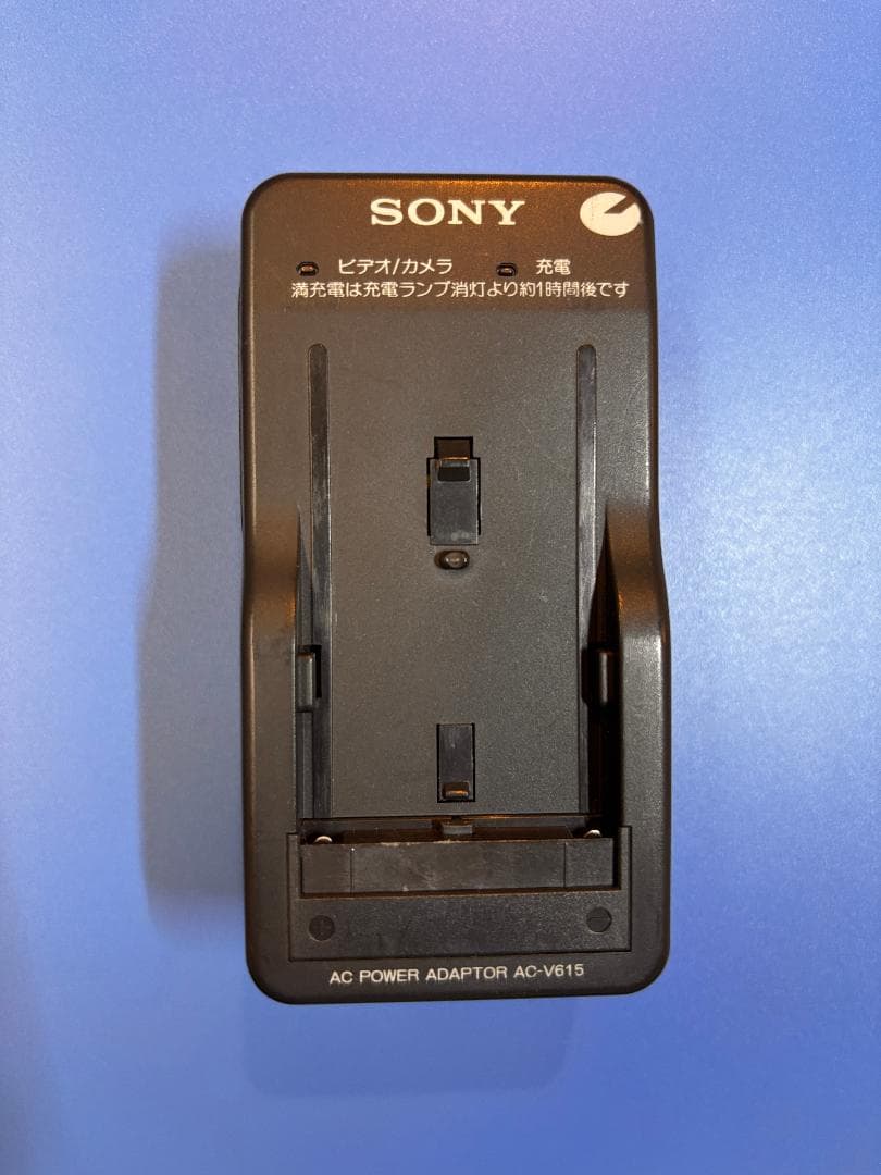 ジャンク品SONYハンディカムTRV92　純正バッテリー3個付き
