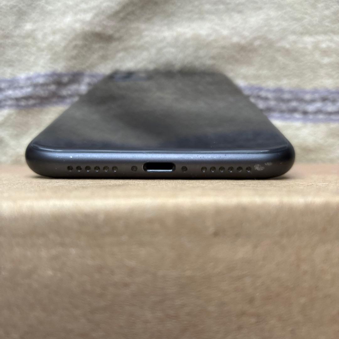 Apple iPhone11 本体 ブラック 64GB