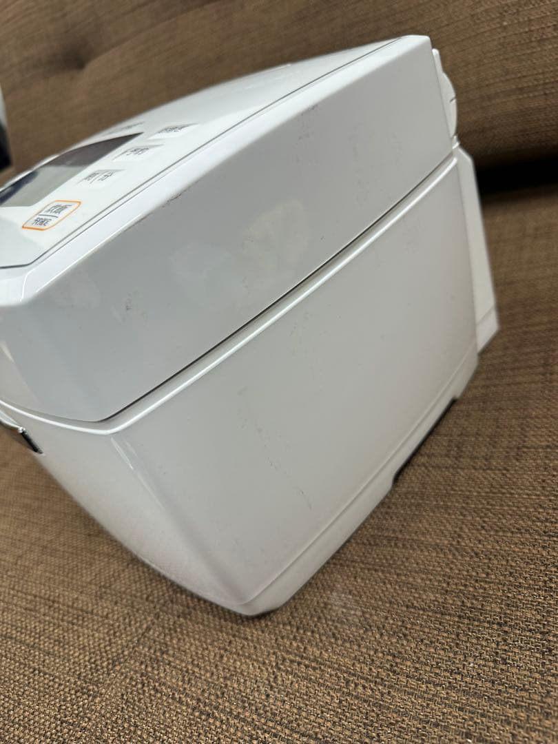 〒三菱IHジャー 炊飯器　 NJ-VEB10　炭炊釜　5.5合炊き　2022年製