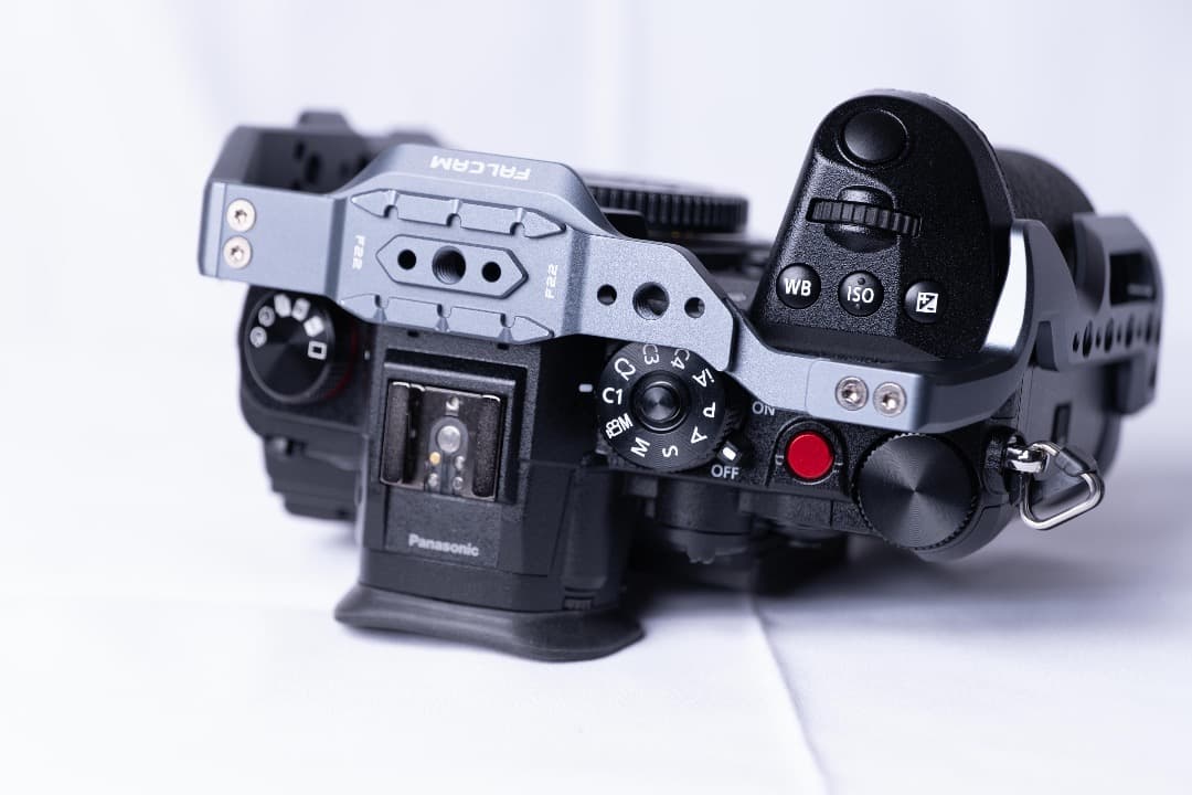 【美品】LUMIX GH6 FALCAM　リグ付き