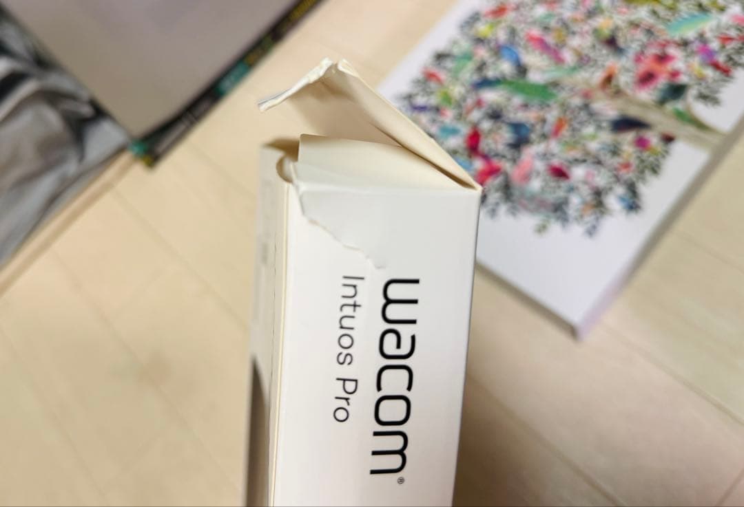 【美品】Wacom Intuos pro PTH-660 ペンタブ